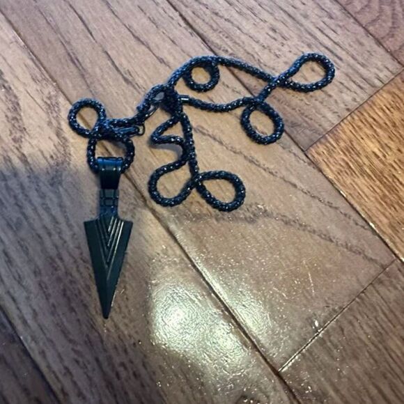 Arrow charm and necklace black zinc allow men’s - Picture 7 of 7